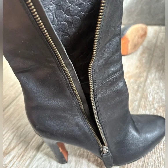 Coach Black  Leather boots - Picture 5 of 7